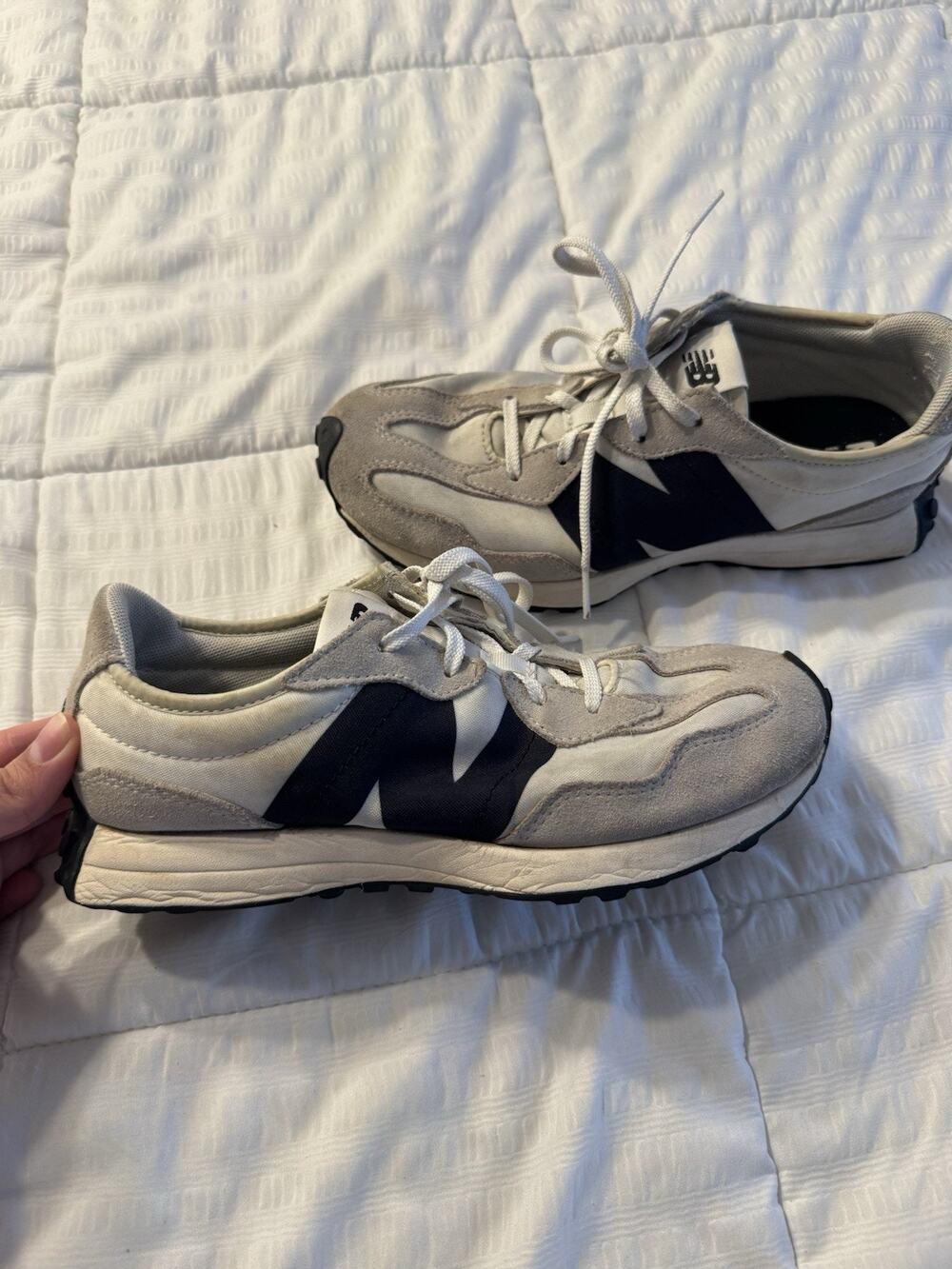 New Balance 327 Sneakers Sea Salt Black Suede Retro Wedge Logo Boy's 5.5